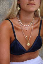 Load image into Gallery viewer, The Petite Aphrodite Pearl
